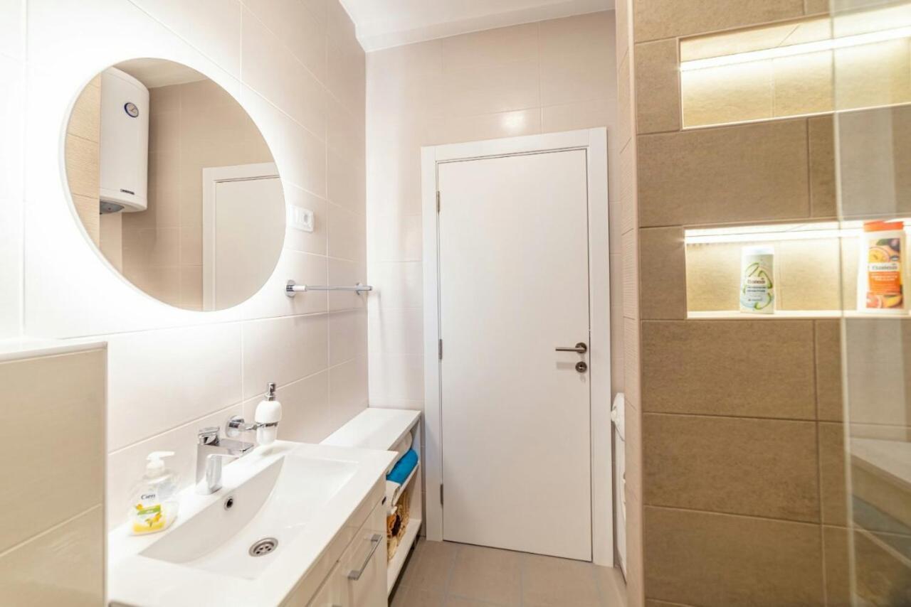 Apartman Danube Lux Novi Sad Ngoại thất bức ảnh